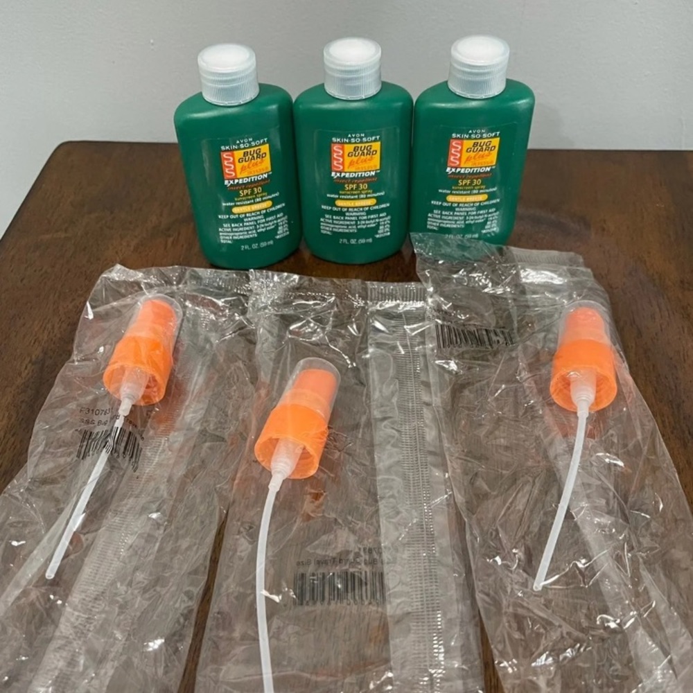 Avon Bug Guard Plus Expedition Travel Size Sprays Plus FREE Cooler Tote Bag Sold